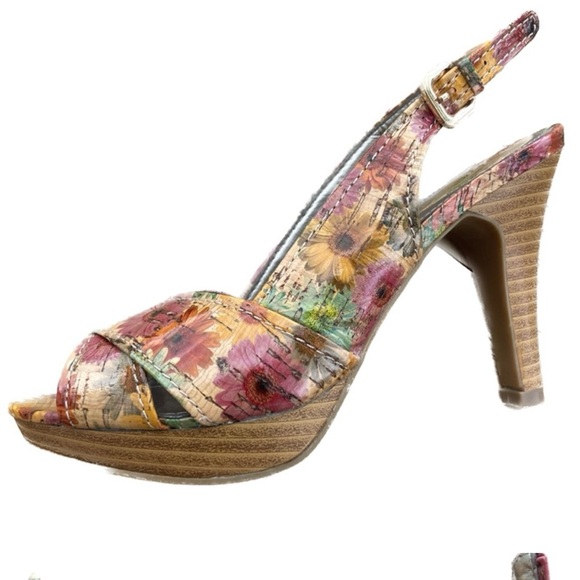 Kelly & Katie Vibrant Pink and Orange Floral Heels - Picture 2 of 11